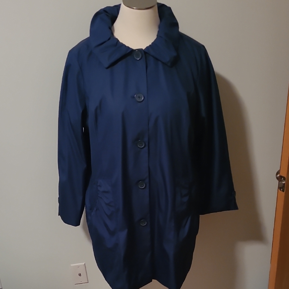 Dennis Basso Blue Trench Coat with Casual Style